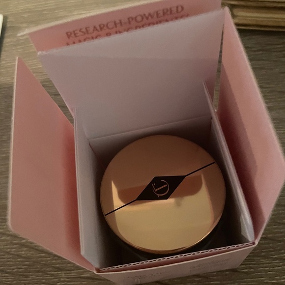 CHARLOTTE TILBURY Charlotte's Magic Cream Moisturizer - 30mL/1.0oz - Picture 8 of 8